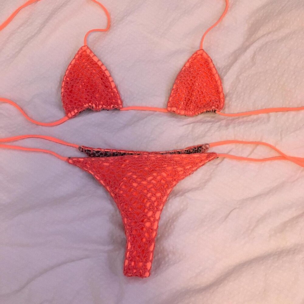 SOLD Acacia crochet set!!